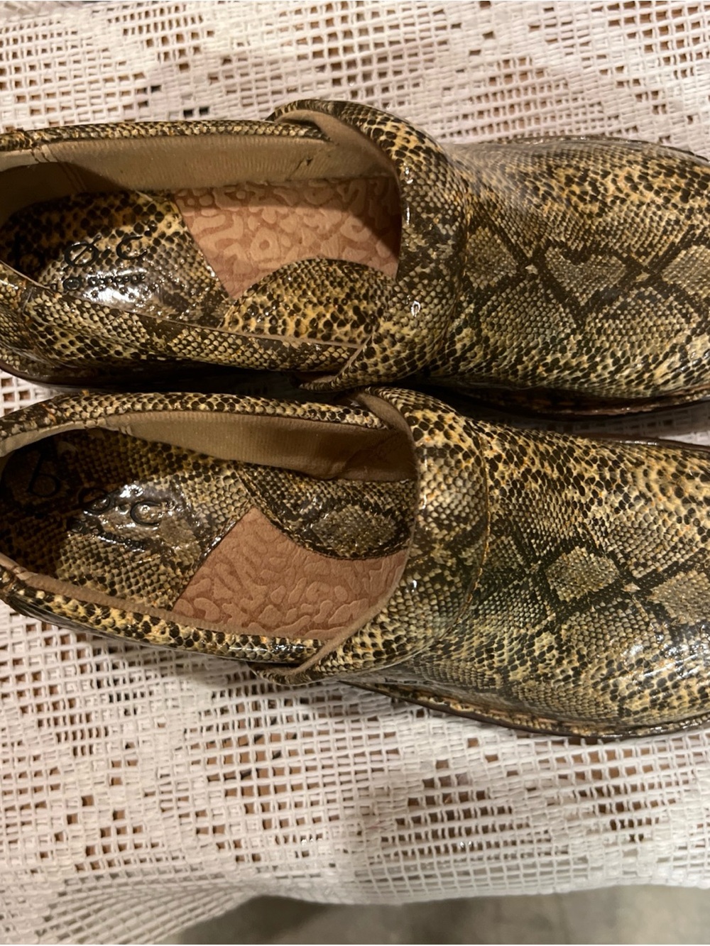 Borne concepts, women slip on Peggy crocodile print  shoes women’s size 8